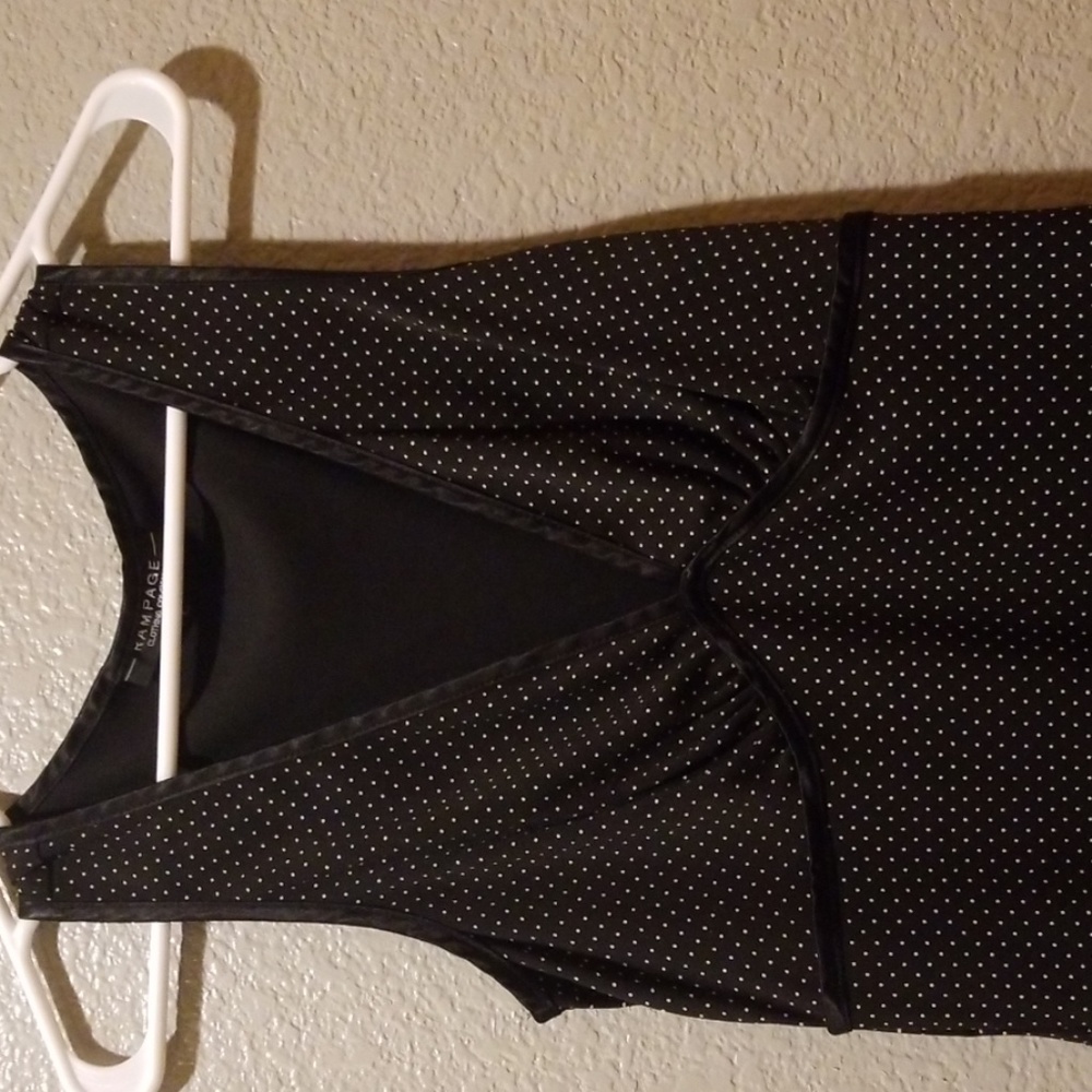 Dress - Picture 2 of 5